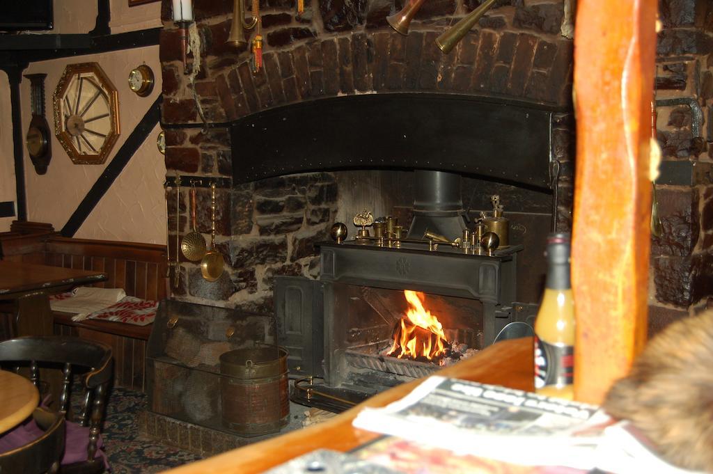 The Mitre Inn Witheridge Dış mekan fotoğraf